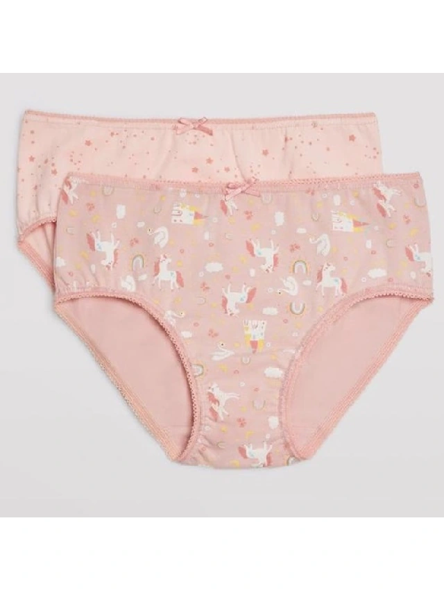 BRAGA NIÑA YSABEL MORA